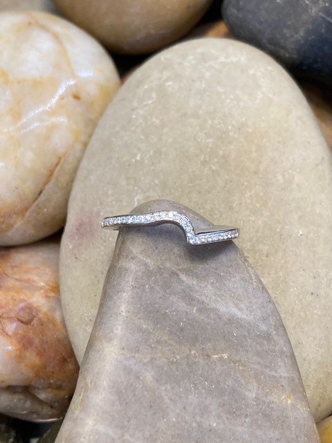 116-15081 CURVED BAND