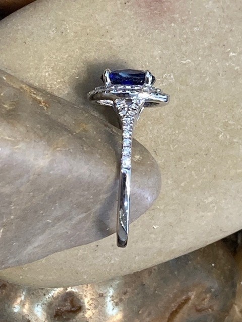 116-15191 Simon G. Sapphire & Diamond Ring - Image 4