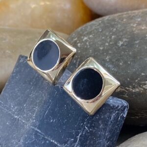 116-15335 ONYX STUDS