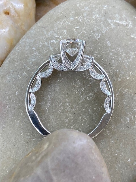 981-10148 Scalloped sides - Image 3